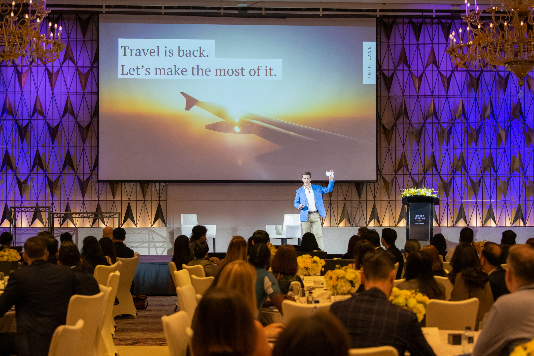 Learn from the brightest minds in hospitality: download the Direct Booking Summit report
